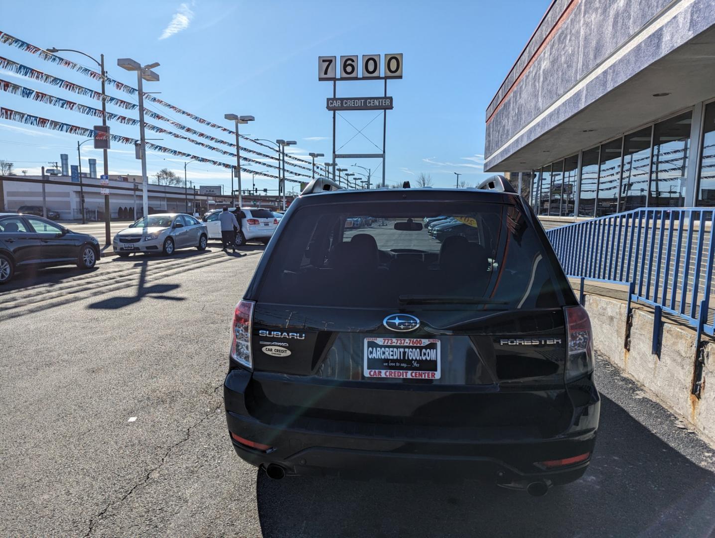 2010 BLACK Subaru Forester 2.5X Limited (JF2SH6DC6AH) with an 2.5L H4 SOHC 16V engine, 4-Speed Aut transmission, located at 7600 S Western Ave., Chicago, IL, 60620, (773) 918-3980, 0.000000, 0.000000 - Photo#3